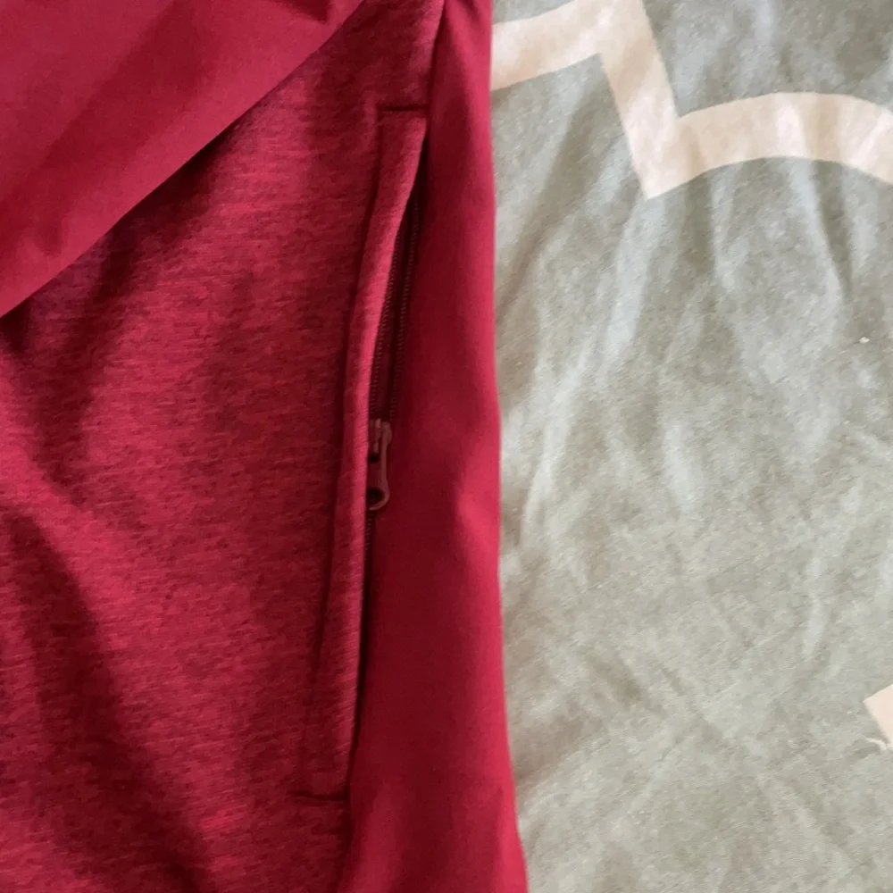 Active jacket. - Picture 2 of 6